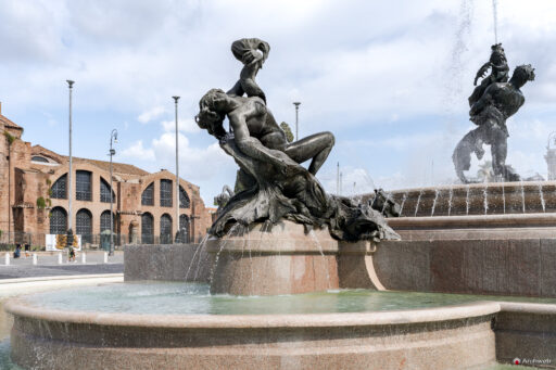 Fontana delle Naiadi a Piazza della Repubblica a Roma. Fotografie © M.S. Archweb.com