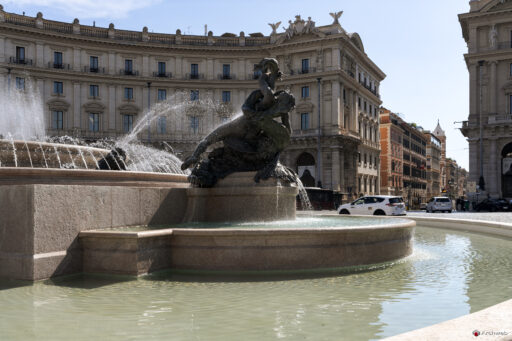 Fontana delle Naiadi a Piazza della Repubblica a Roma. Fotografie © M.S. Archweb.com