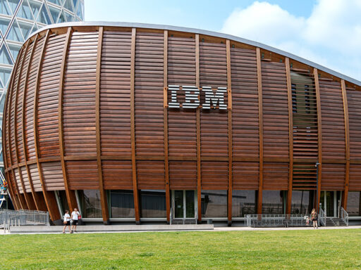 IBM Studios Milano – Porta Nuova. Fotografie Archweb.com