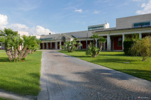 Le Terme di Roma – Acque Albule a Tivoli. Fotografie © Archweb.com