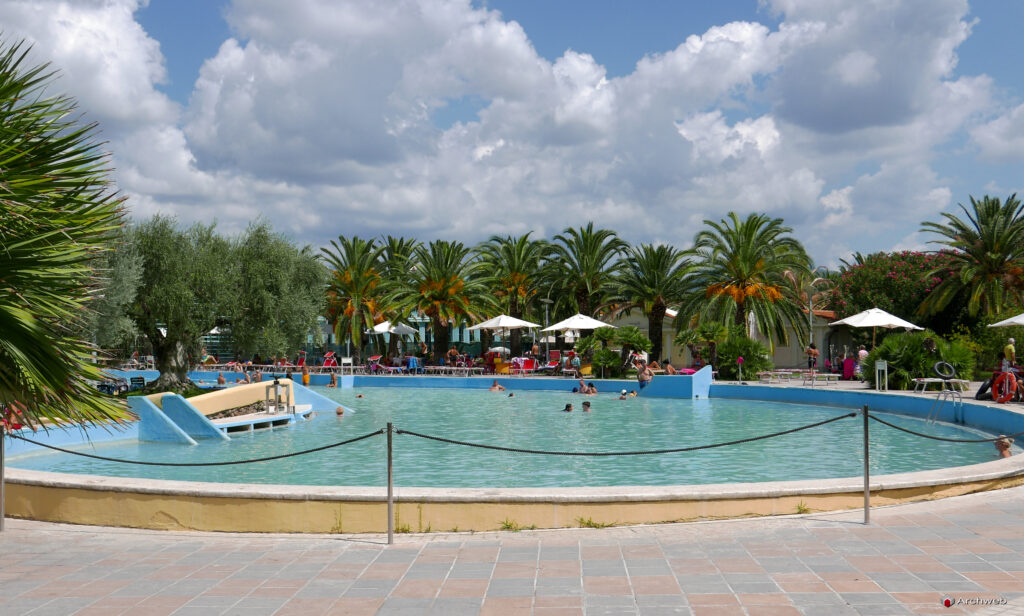 Le Terme di Roma – Acque Albule a Tivoli. Fotografie © Archweb.com