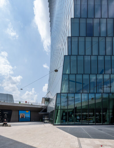 Torre PwC a Milano: la spirale urbana di Daniel Libeskind