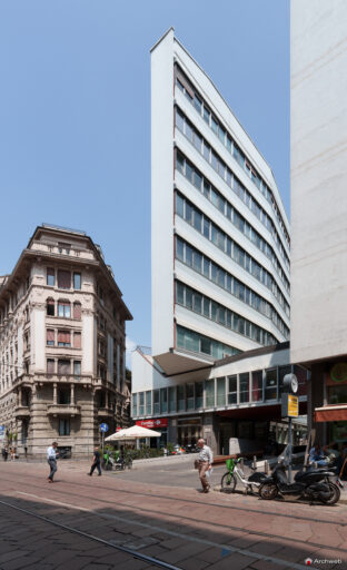 Complesso Corso Italia a Milano. Progetto di Luigi Moretti. Fotografie © Archweb.com