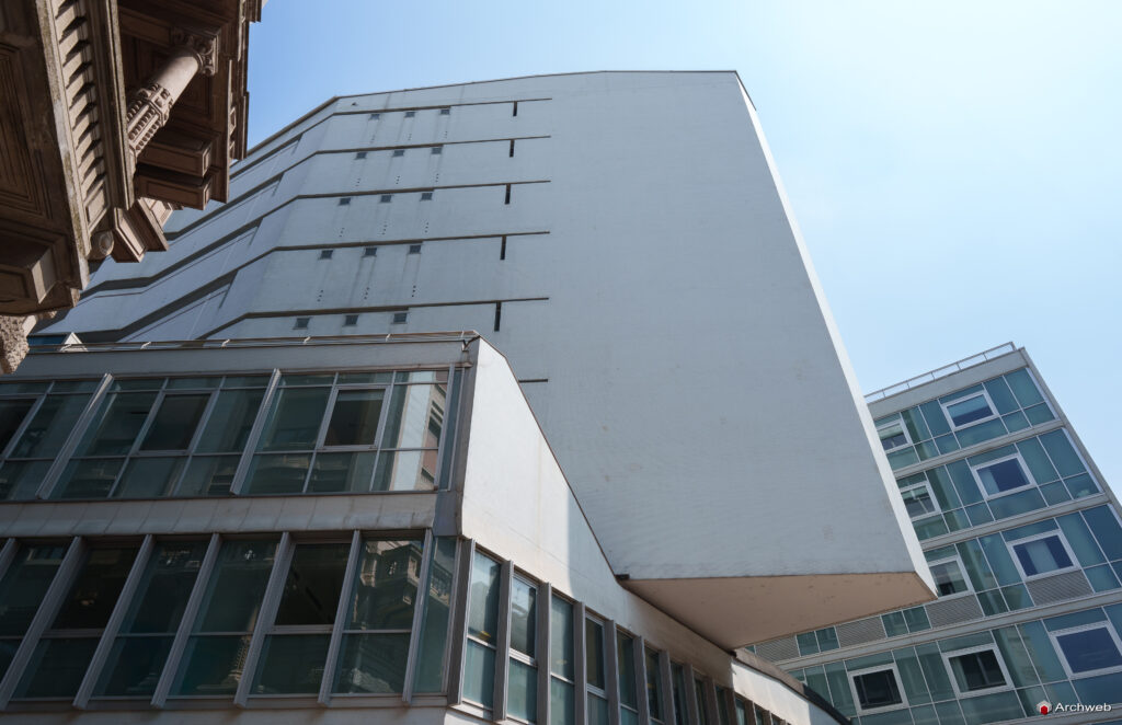 Complesso Corso Italia a Milano. Progetto di Luigi Moretti. Fotografie © Archweb.com