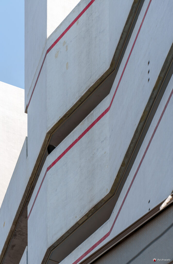 Complesso Corso Italia a Milano. Progetto di Luigi Moretti. Fotografie © Archweb.com