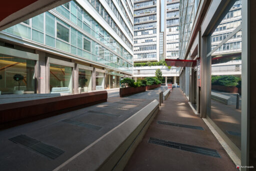 Complesso Corso Italia a Milano. Progetto di Luigi Moretti. Fotografie © Archweb.com