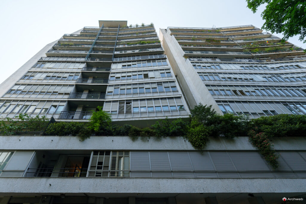 Complesso Corso Italia a Milano. Progetto di Luigi Moretti. Fotografie © Archweb.com