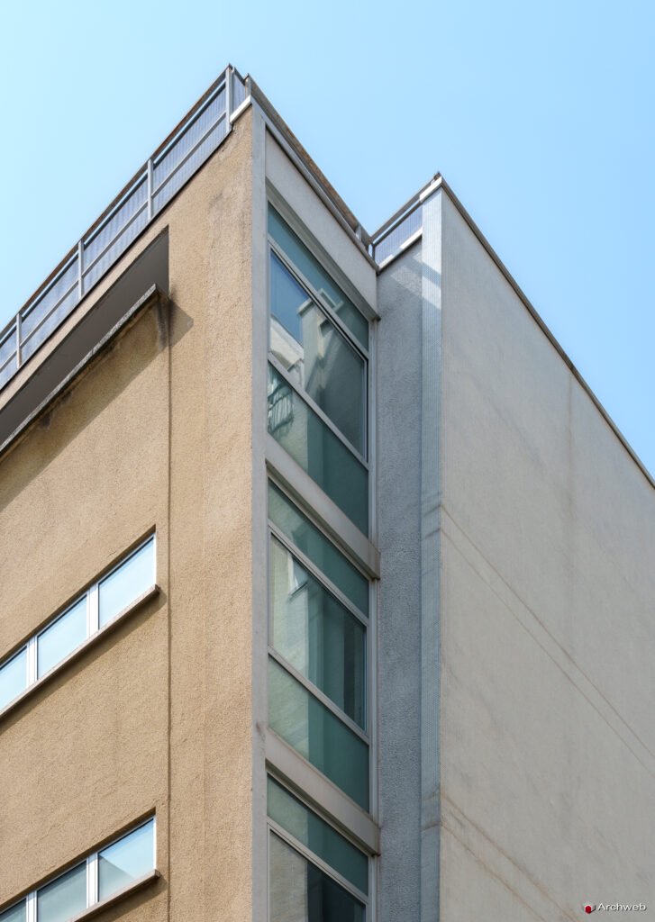 Complesso Corso Italia a Milano. Progetto di Luigi Moretti. Fotografie © Archweb.com