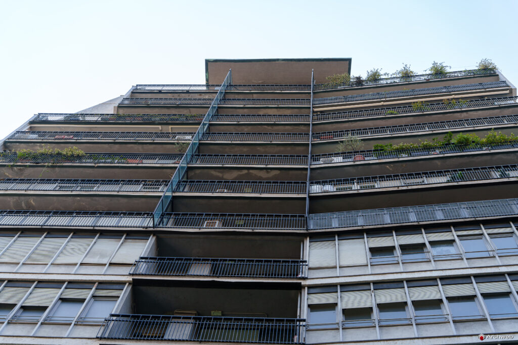 Complesso Corso Italia a Milano. Progetto di Luigi Moretti. Fotografie © Archweb.com