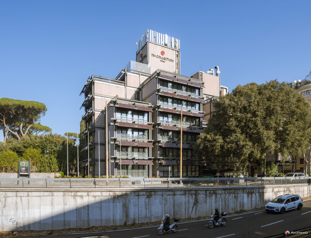 Hotel Jolly a Roma progettato da Vincenzo Monaco e costruito tra il 1969 e il 1971
