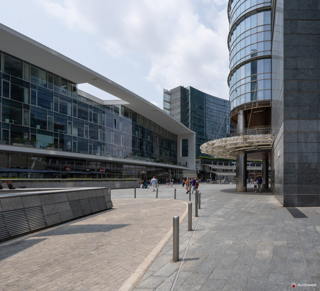 Porta Nuova Garibaldi Edificio E1/E2 (detto Showroom o Armonica)