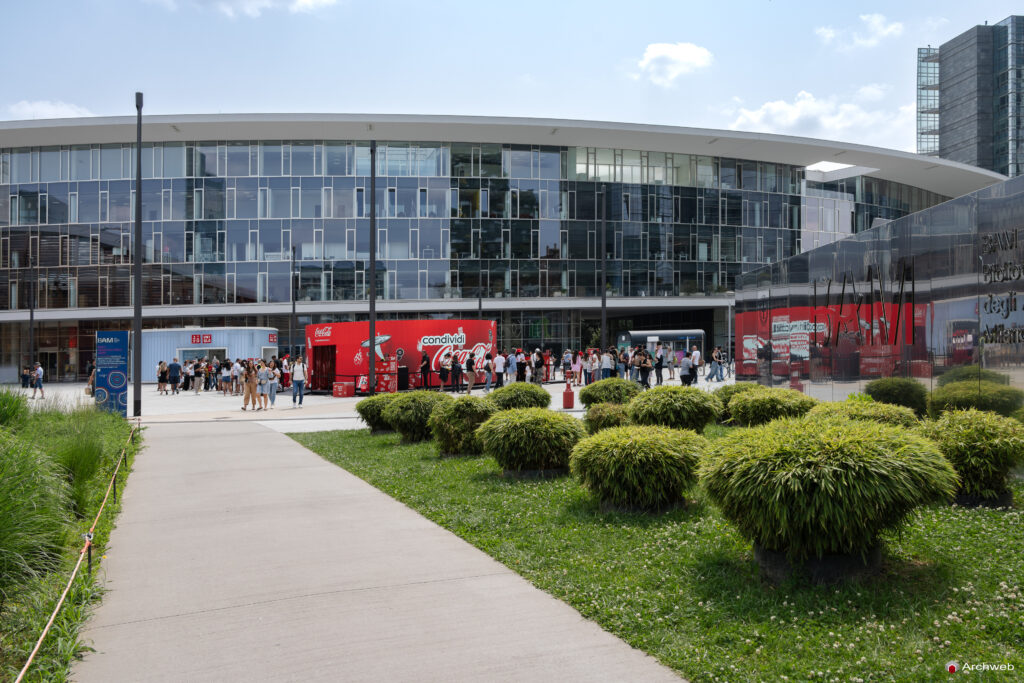 Porta Nuova Garibaldi Edificio E1/E2 (detto Showroom o Armonica)