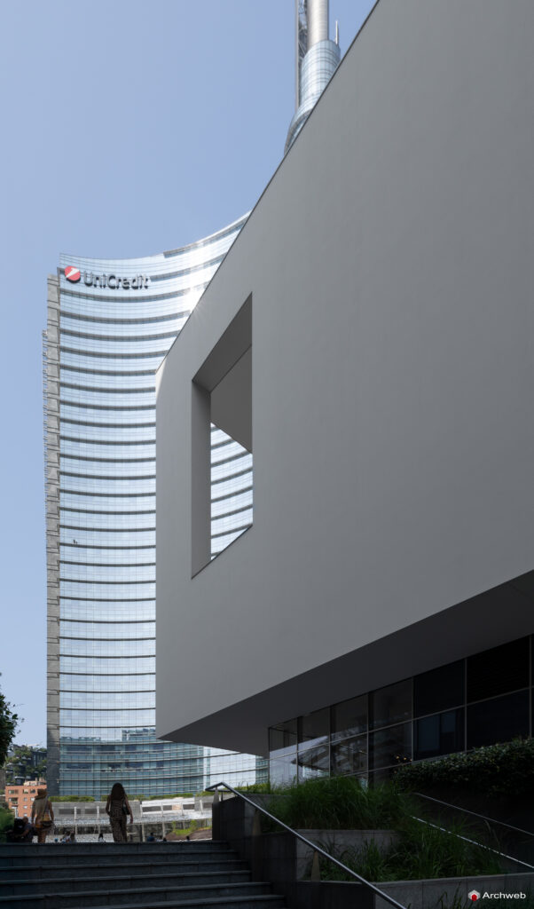 Porta Nuova Garibaldi Edificio E1/E2 (detto Showroom o Armonica)