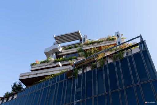 Edificio polifunzionale di Via Campania a Roma. Progetto Studio Passarelli. Fotografie © Archweb.com