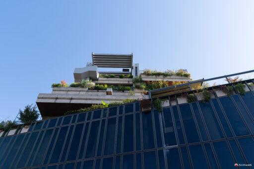 Edificio polifunzionale di Via Campania a Roma. Progetto Studio Passarelli. Fotografie © Archweb.com