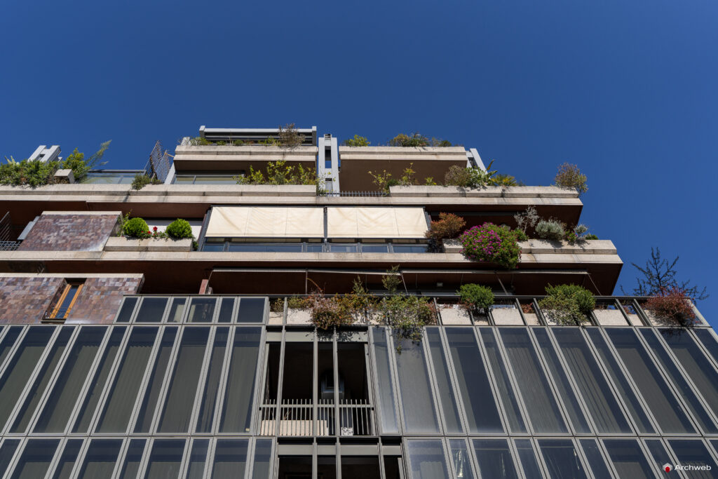 Edificio polifunzionale di Via Campania a Roma. Progetto Studio Passarelli. Fotografie © Archweb.com