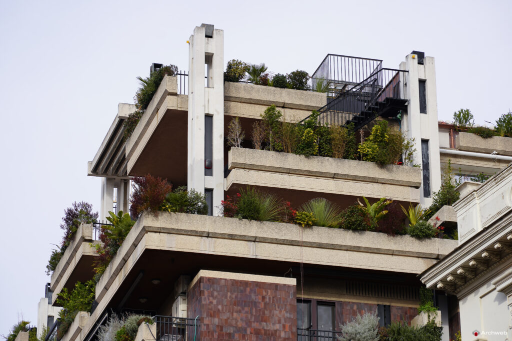 Edificio polifunzionale di Via Campania a Roma. Progetto Studio Passarelli. Fotografie © Archweb.com