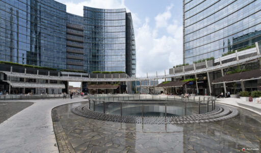 Piazza Gae Aulenti a Milano. Fotografie © M.S. Archweb.com