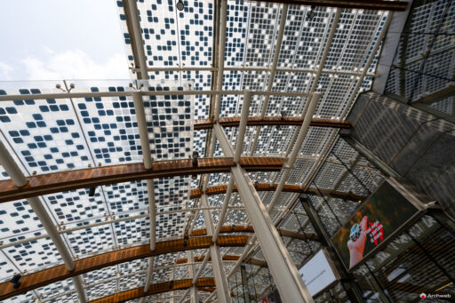 Piazza Gae Aulenti a Milano. Fotografie © M.S. Archweb.com