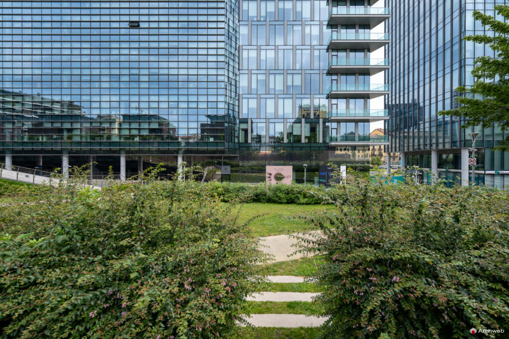 Torre Diamante - BNL Milano. Fotografie 4K © M.S. Archweb.com