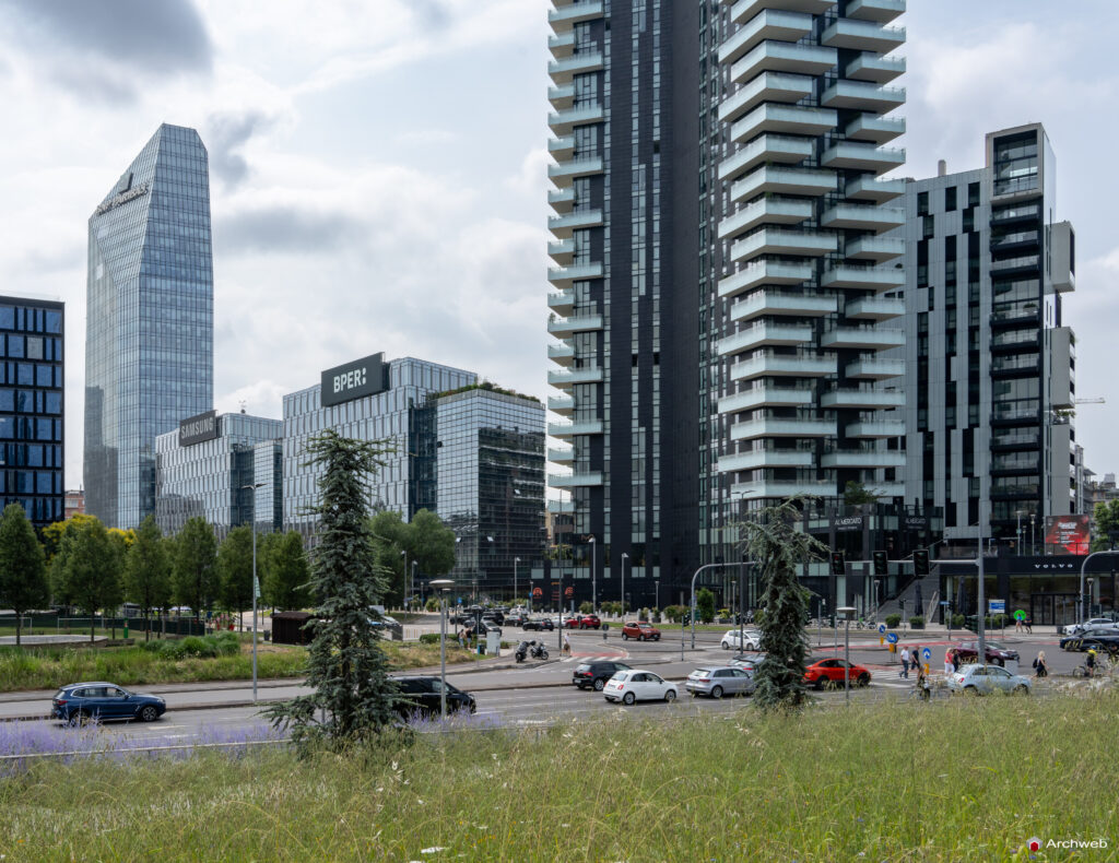 Torre Diamante - BNL Milano. Fotografie 4K © M.S. Archweb.com
