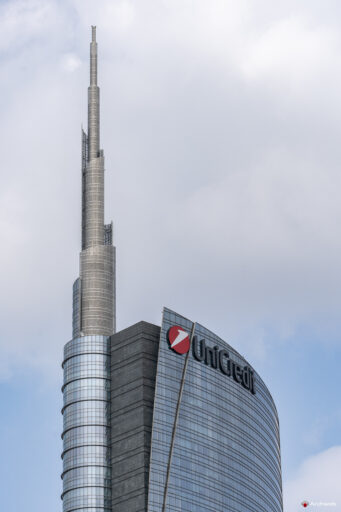 Torre UniCredit a Milano. Fotografie 4K Archweb.com