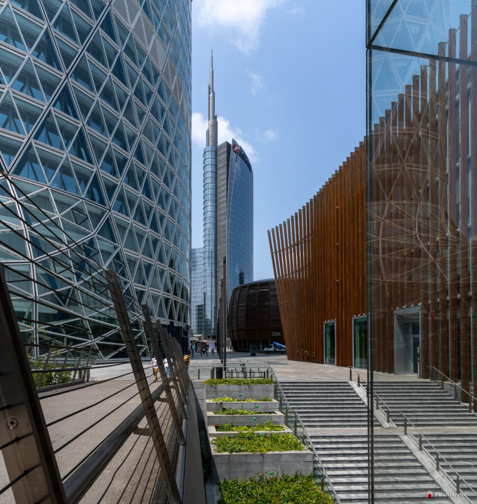 Torre UniCredit a Milano. Fotografie 4K Archweb.com