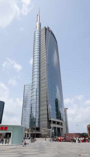 Torre UniCredit a Milano. Fotografie 4K Archweb.com