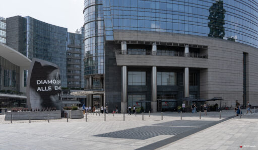 Torre UniCredit a Milano. Fotografie 4K Archweb.com