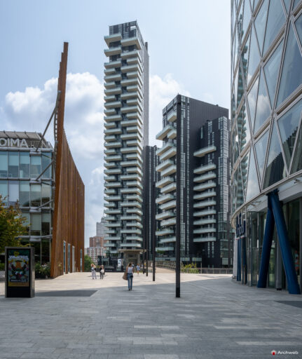 Torre Unipol a Milano. Fotografie © M.S. Archweb.com