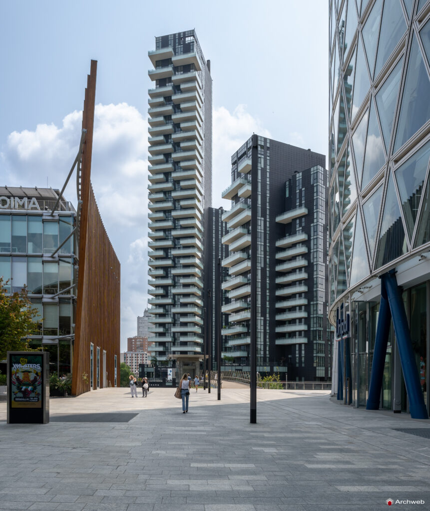 Torre Unipol a Milano. Fotografie © M.S. Archweb.com