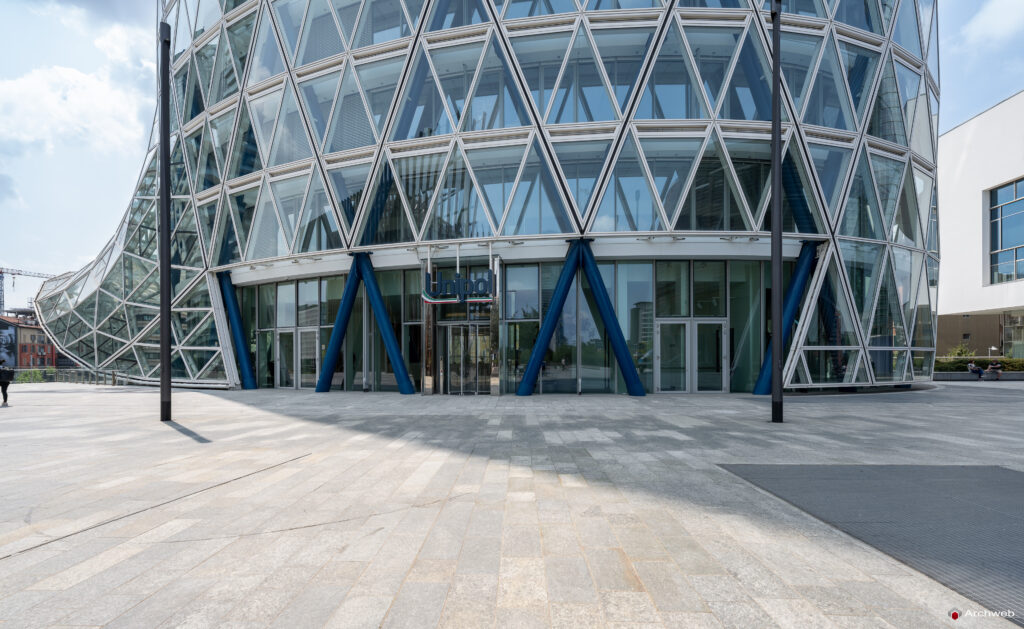 Torre Unipol a Milano. Fotografie © M.S. Archweb.com
