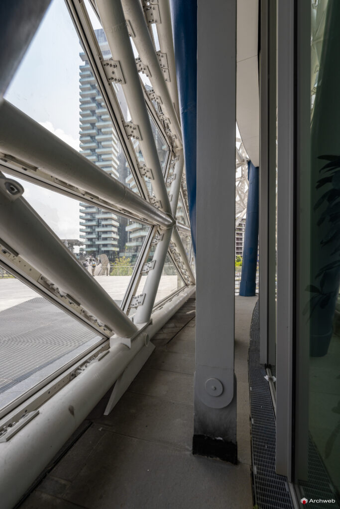 Torre Unipol a Milano. Fotografie © M.S. Archweb.com