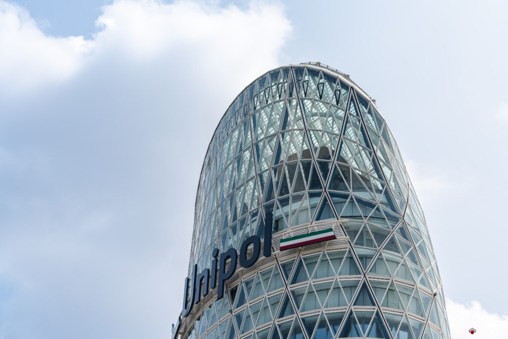 Torre Unipol a Milano. Fotografie © M.S. Archweb.com