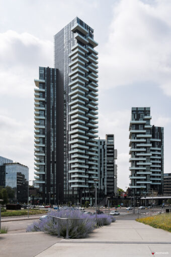 Le torri residenziali Solaria, Aria e Solea simboli di una Milano che guarda al futuro