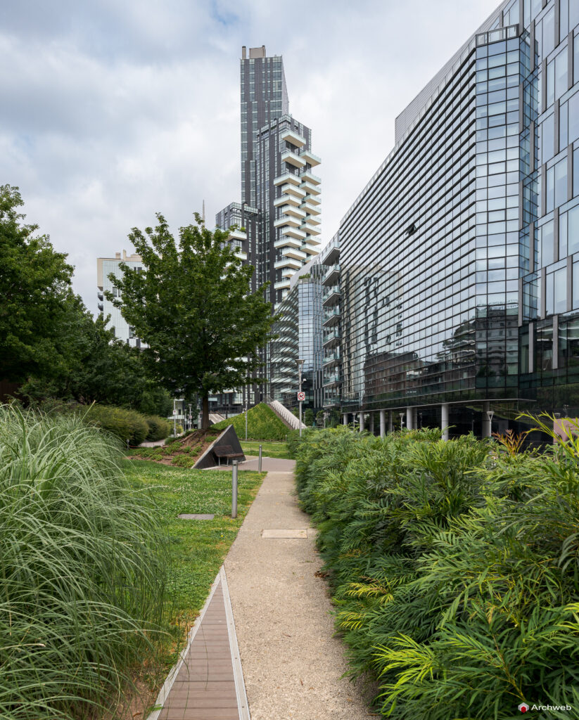 Le torri residenziali Solaria, Aria e Solea simboli di una Milano che guarda al futuro