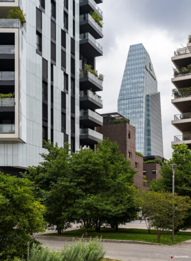 Le Ville di Porta Nuova a Milano. Fotografie Archweb 4K