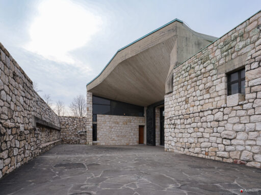 Chiesa dell'autostrada del Sole. Fotografie © M.S. Archweb.com