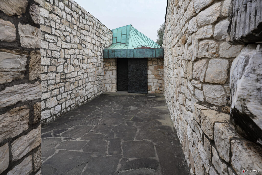 Chiesa dell'autostrada del Sole. Fotografie © M.S. Archweb.com