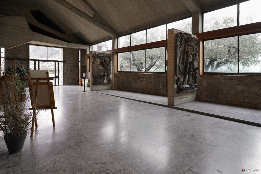 Chiesa dell'autostrada del Sole. Fotografie © M.S. Archweb.com
