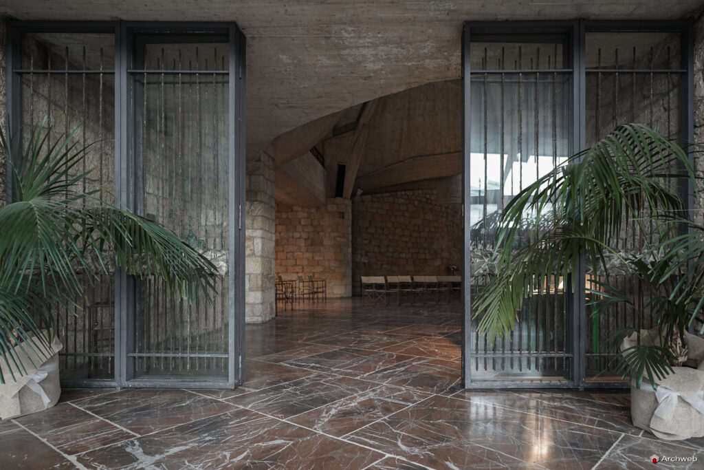 Chiesa dell'autostrada del Sole. Fotografie © M.S. Archweb.com