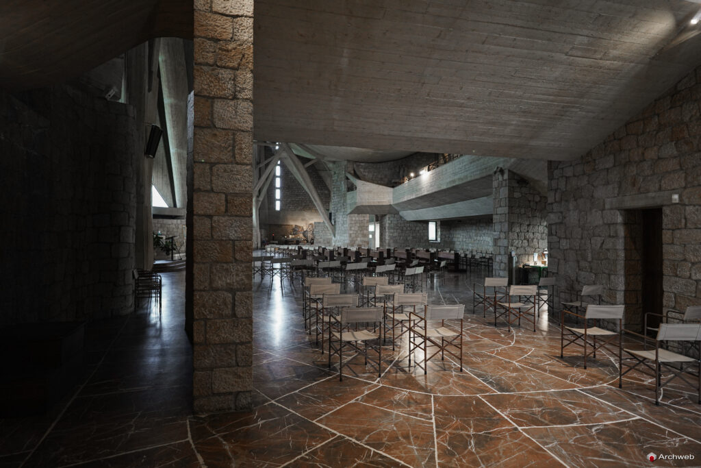 Chiesa dell'autostrada del Sole. Fotografie © M.S. Archweb.com