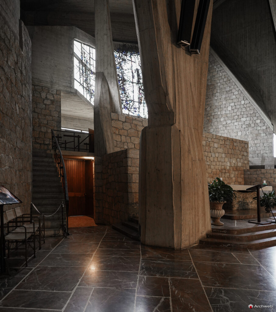 Chiesa dell'autostrada del Sole. Fotografie © M.S. Archweb.com