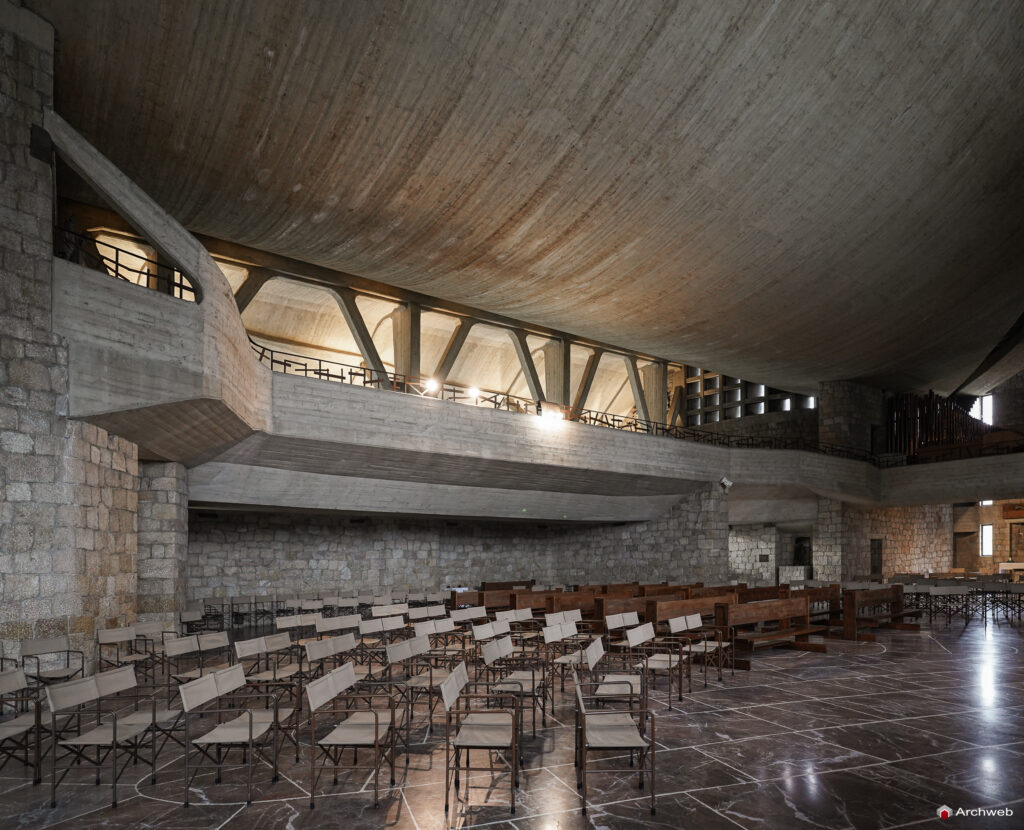 Chiesa dell'autostrada del Sole. Fotografie © M.S. Archweb.com