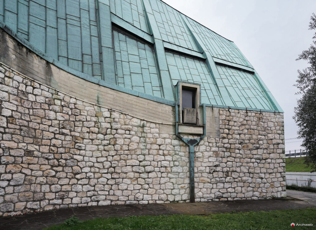 Chiesa dell'autostrada del Sole. Fotografie © M.S. Archweb.com
