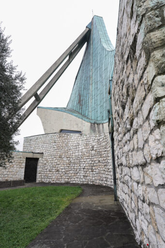 Chiesa dell'autostrada del Sole. Fotografie © M.S. Archweb.com