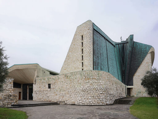 Chiesa dell'autostrada del Sole. Fotografie © M.S. Archweb.com