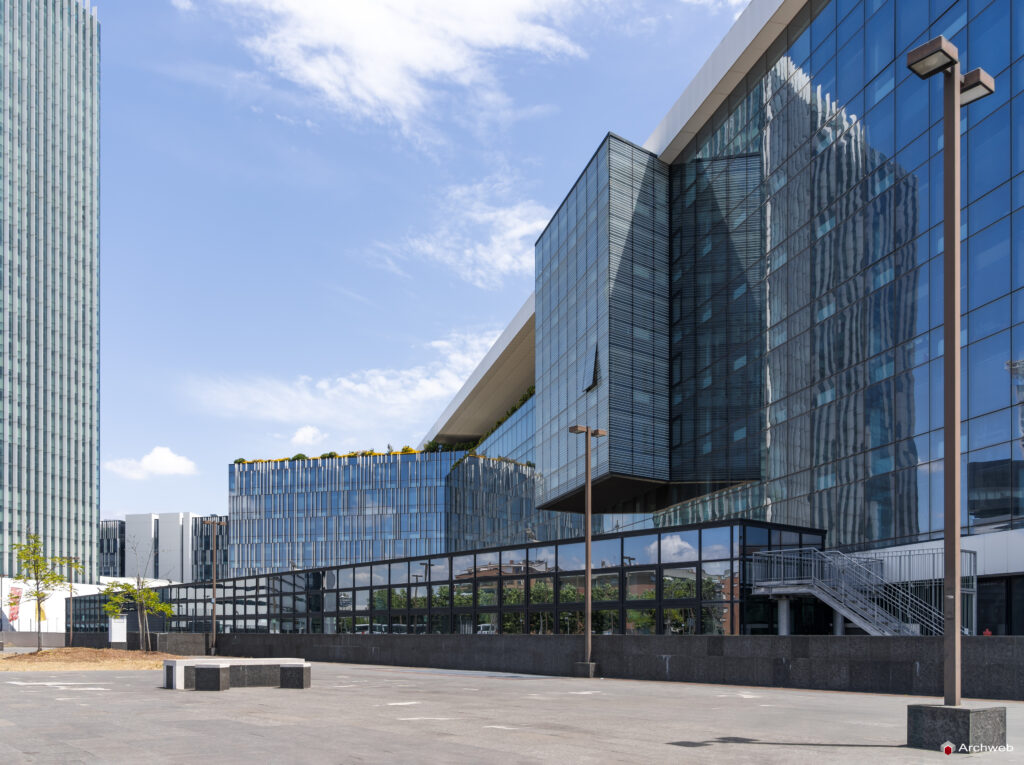 ENI S.p.A. – Energy Revolution all’EUR. Foto © Archweb.com