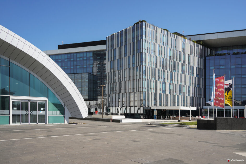 ENI S.p.A. – Energy Revolution all’EUR. Foto © Archweb.com