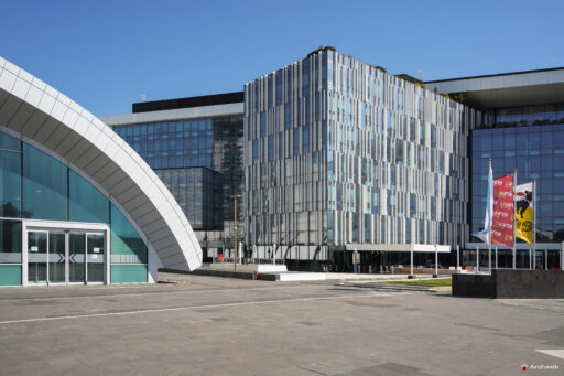 ENI S.p.A. – Energy Revolution all’EUR. Foto © Archweb.com